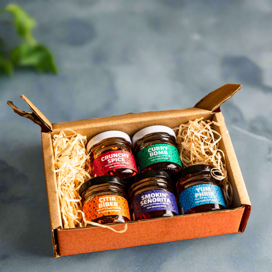Crispy chilli oil chili olie gift pack, gift set, gift box of trouble and spice