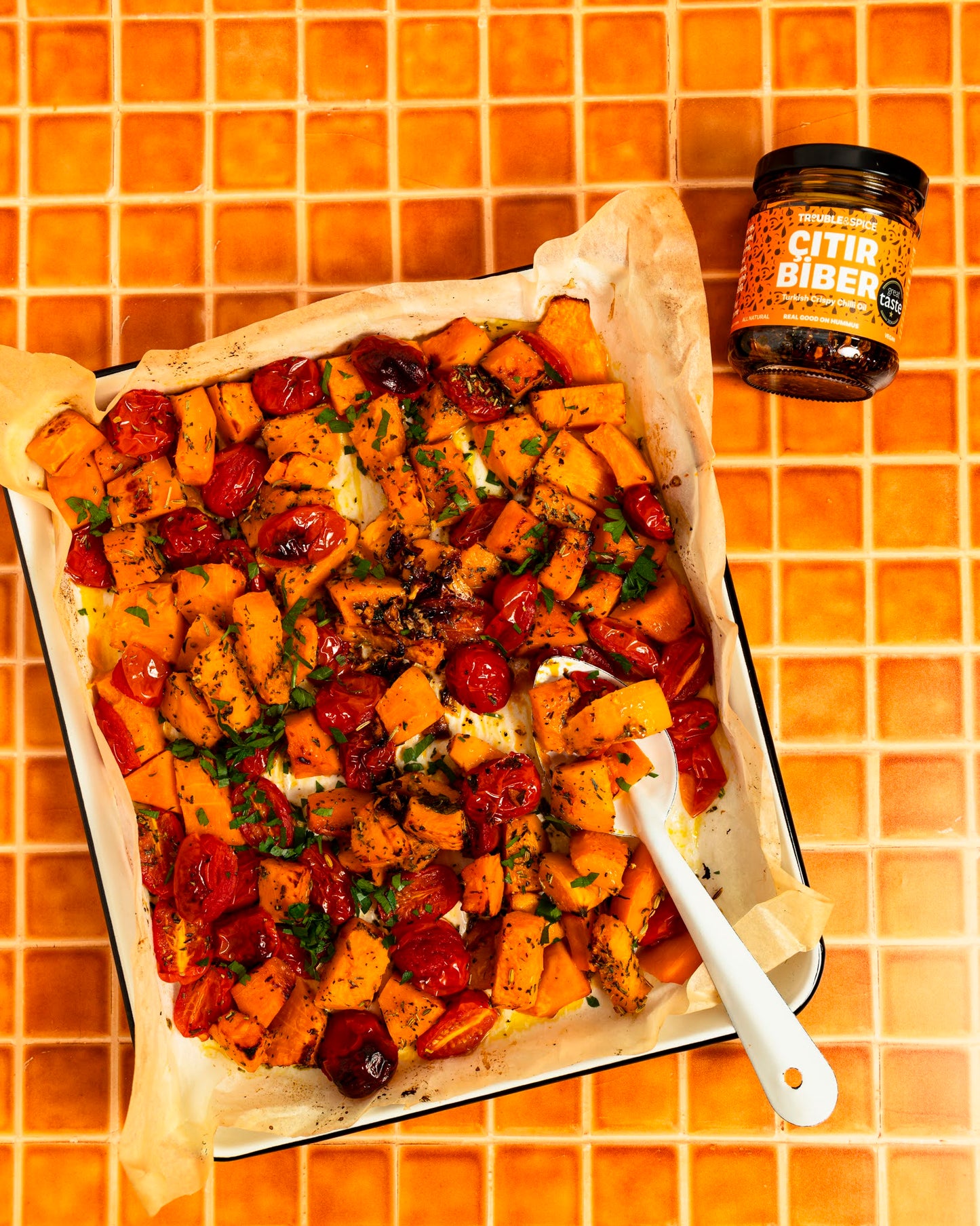Turkish crispy chili oil traybake herfst recipe