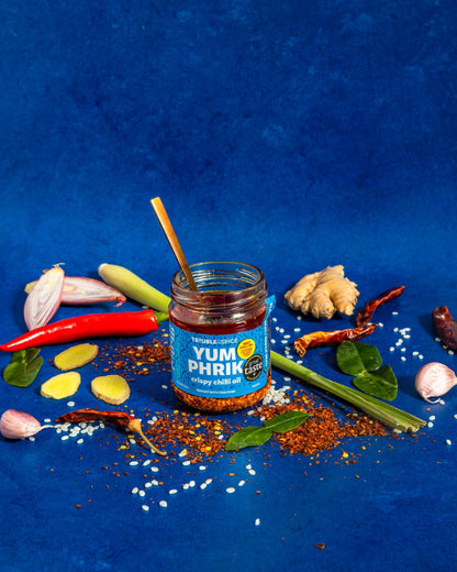 Thai chili crisp olie ingredients ginger lemongrass